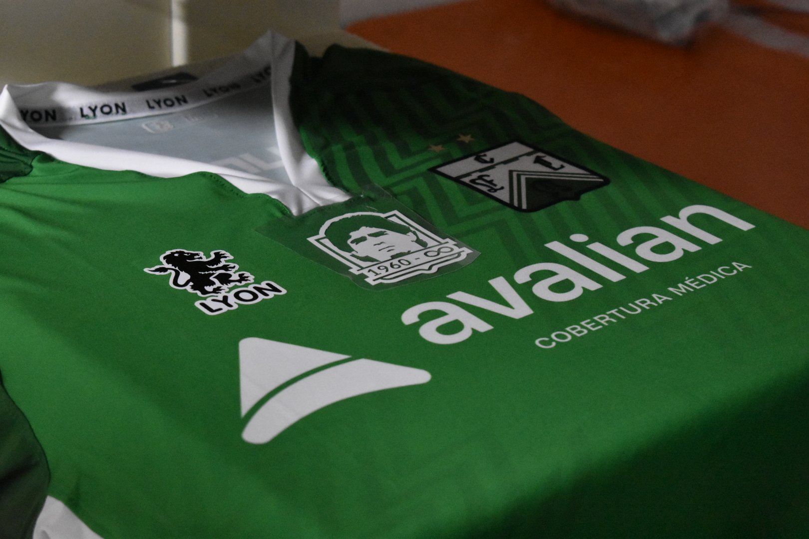 Ferro-Carril-Oeste-maradona-2
