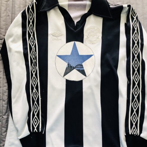 Image de l'article Un collectionneur anglais possède plus de 500 maillots de Newcastle !
