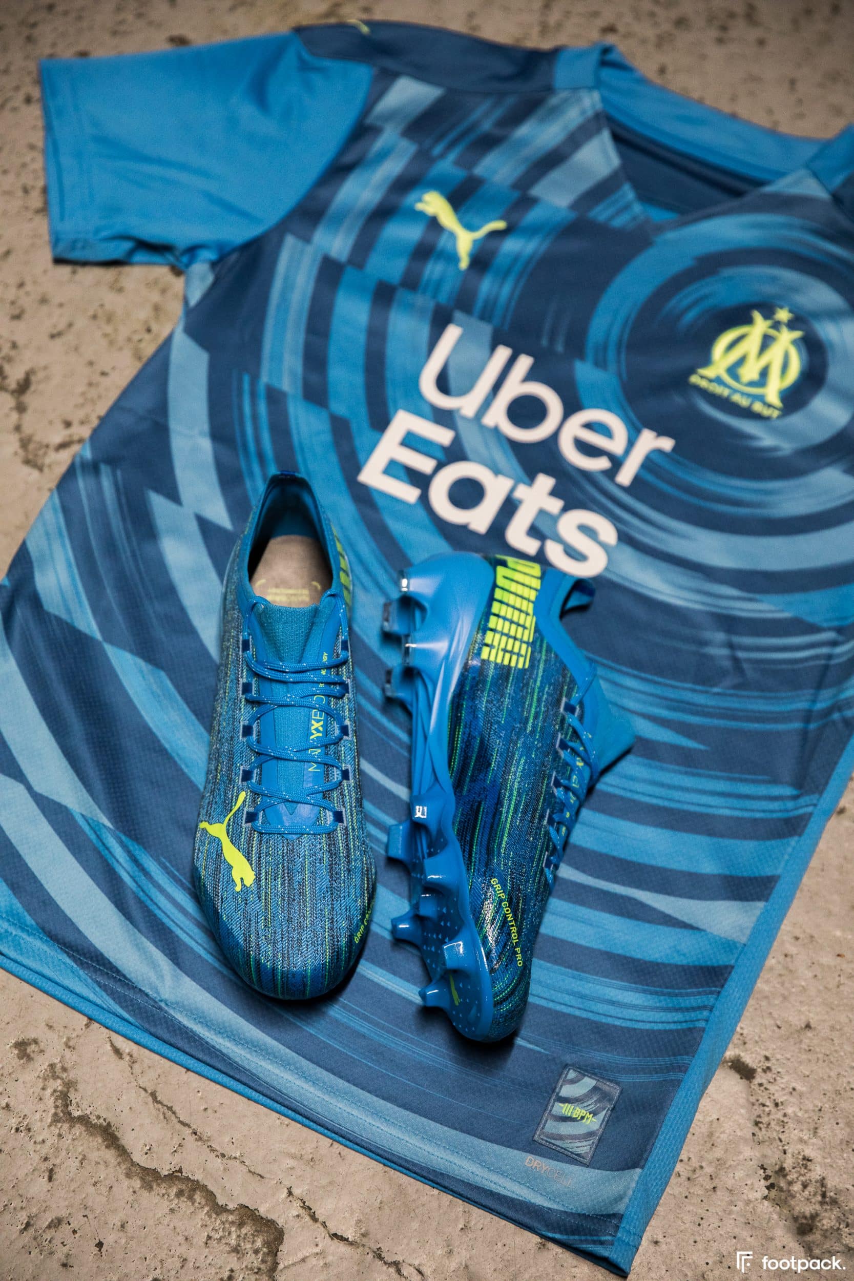 puma-ultra-1.2-speed-of-light-maillot-marseille-footpack-1
