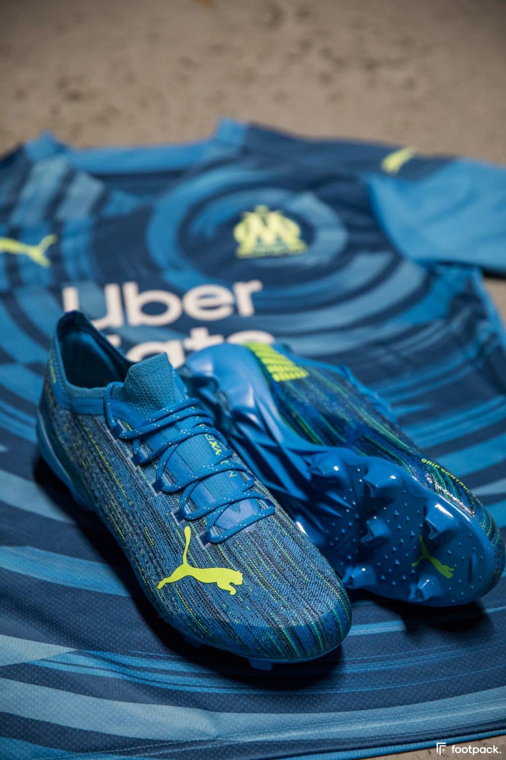 Des crampons Puma aux couleurs du maillot de l'OM ? - footpack.