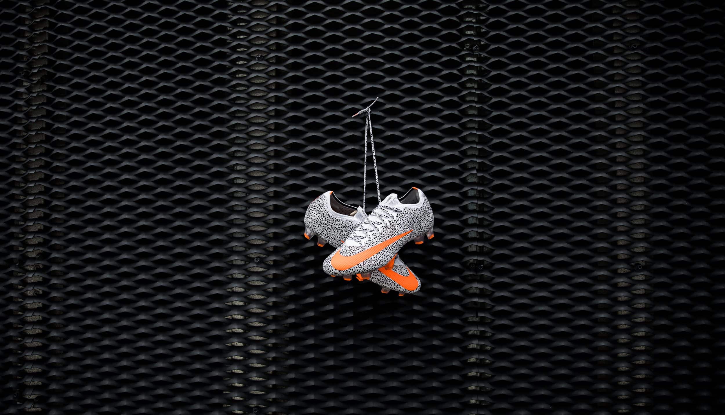 5-nike-mercurial-safari