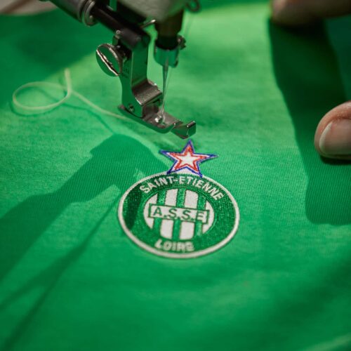 Image de l'article Officiel : hummel devient l'équipementier de Saint-Etienne !