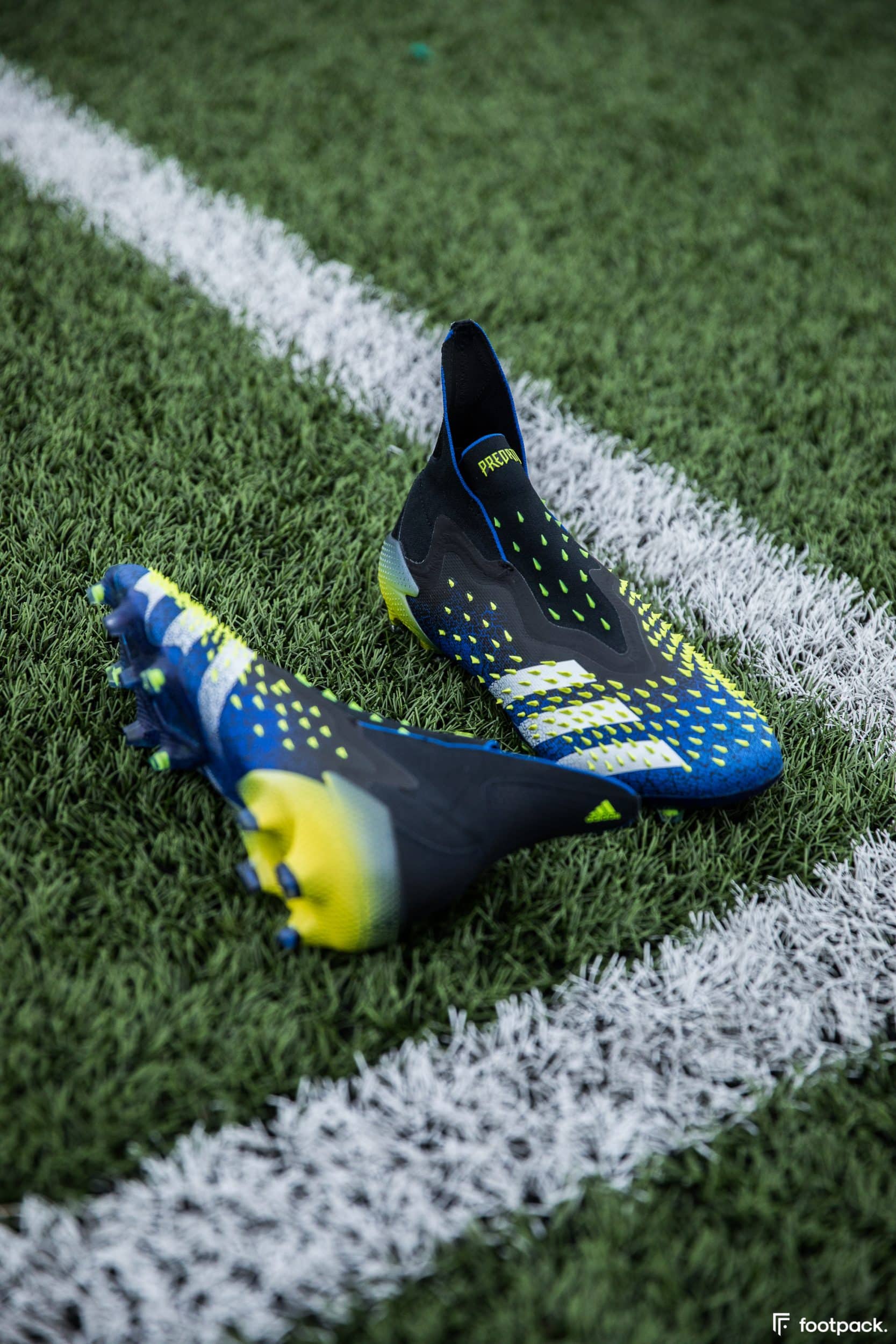 adidas-predator-freak-superlative-footpack-5