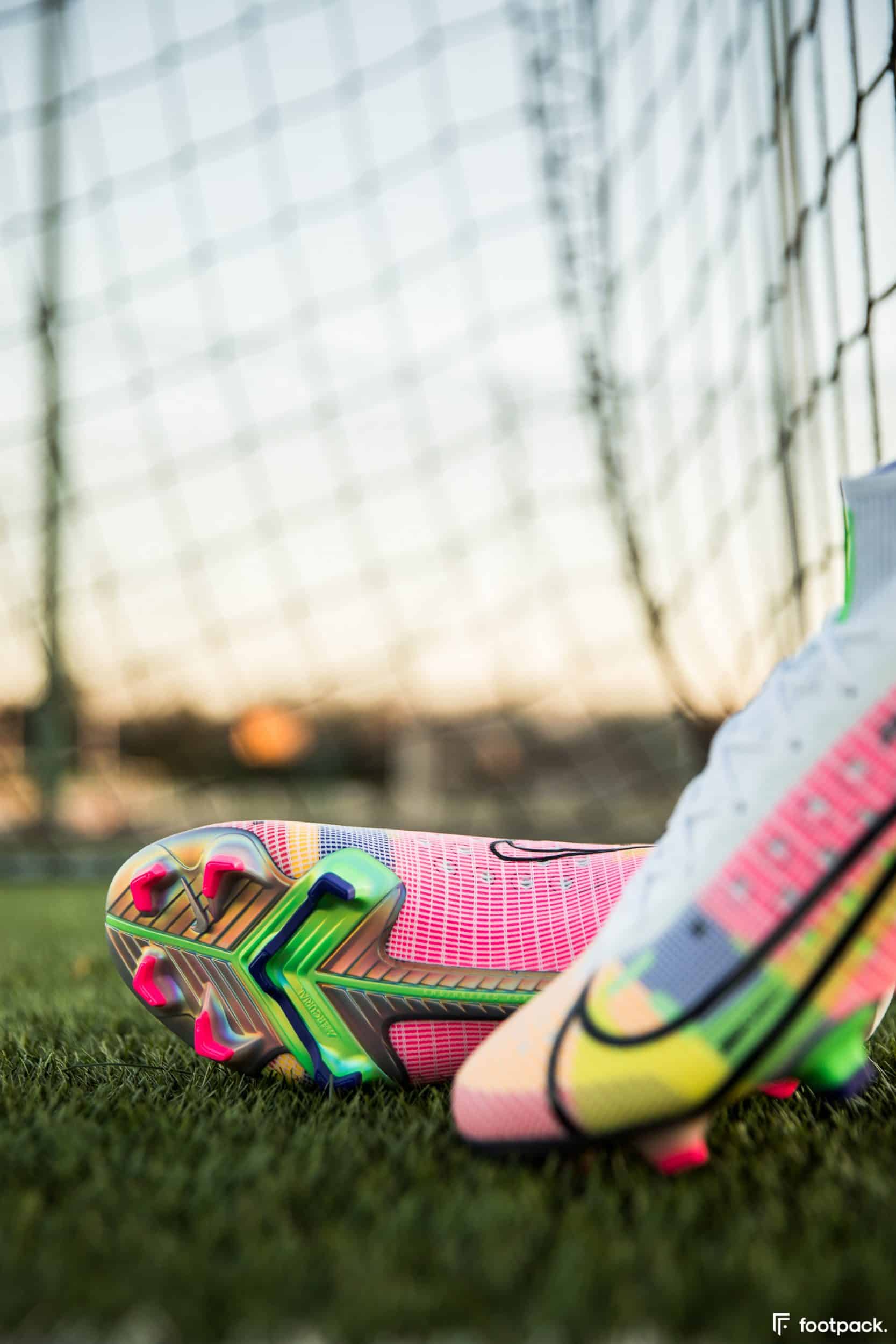 nike-mercurial-superfly-8-dragonfly-footpack-9