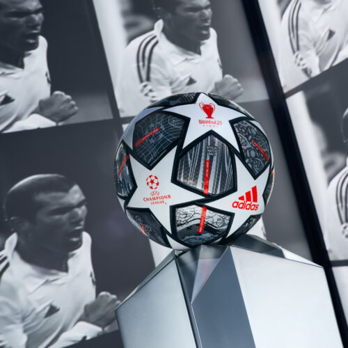 Image de l'article Finale Istanbul 21, le nouveau ballon de la Champions League 2021 honore son histoire