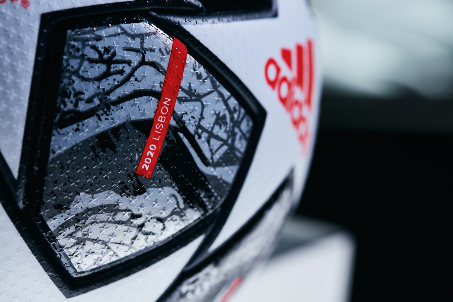 ballon-champions-league-2021-adidas