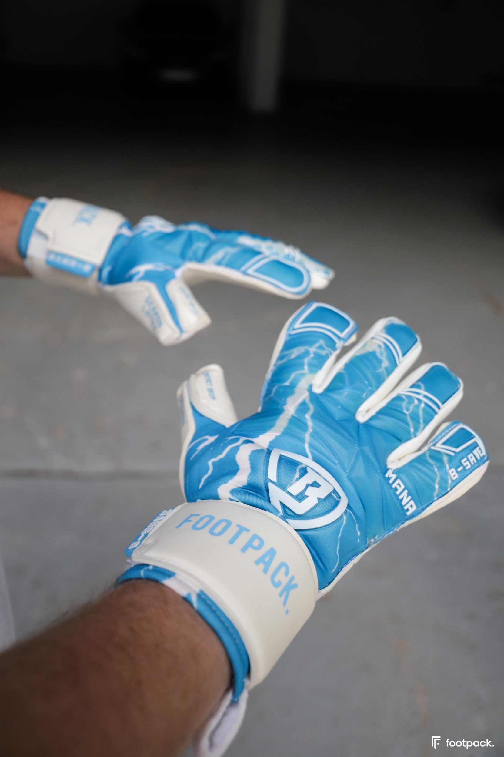 gants-b-save-mana-footpack-test-1