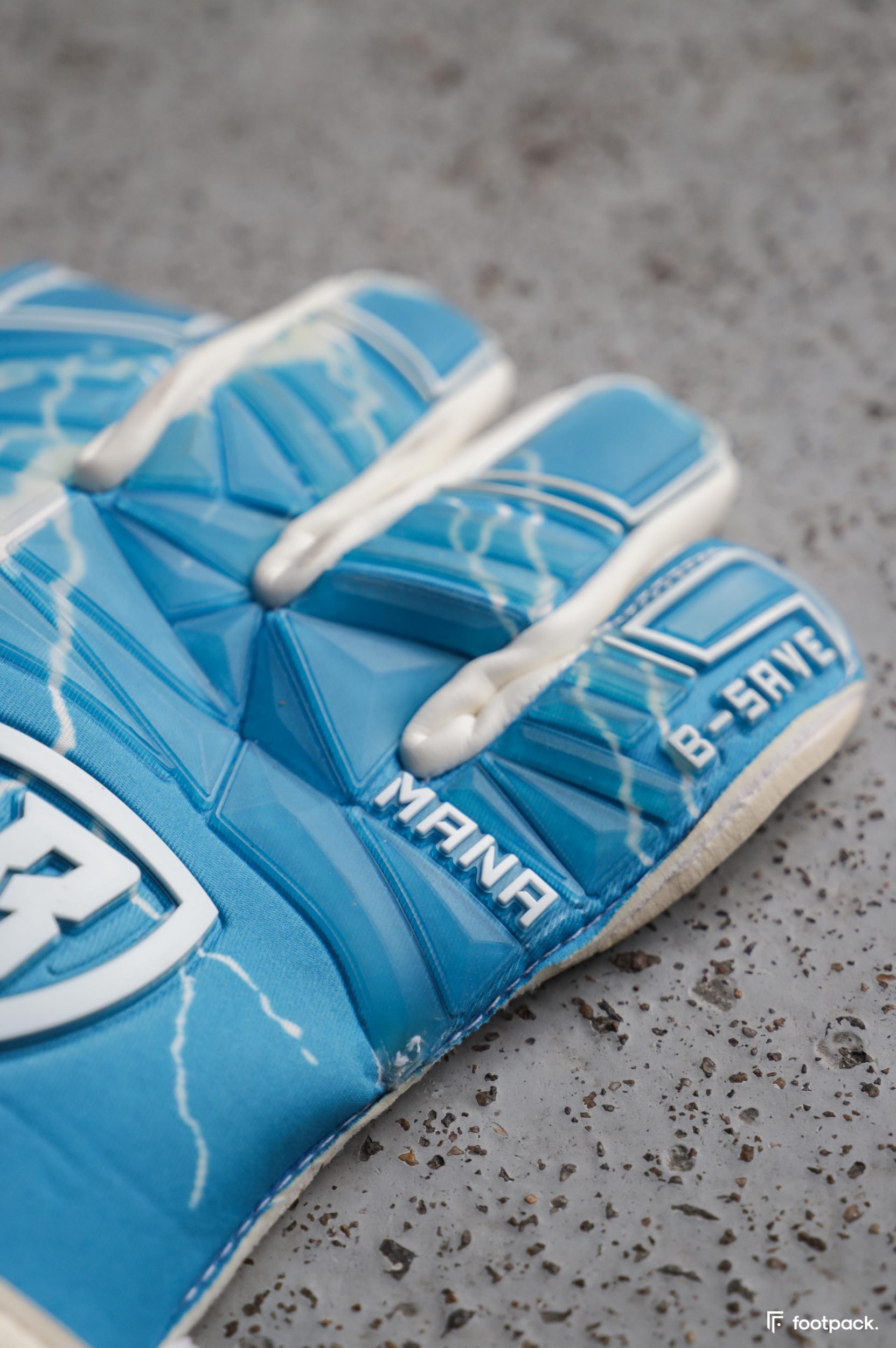 gants-b-save-mana-footpack-test-9