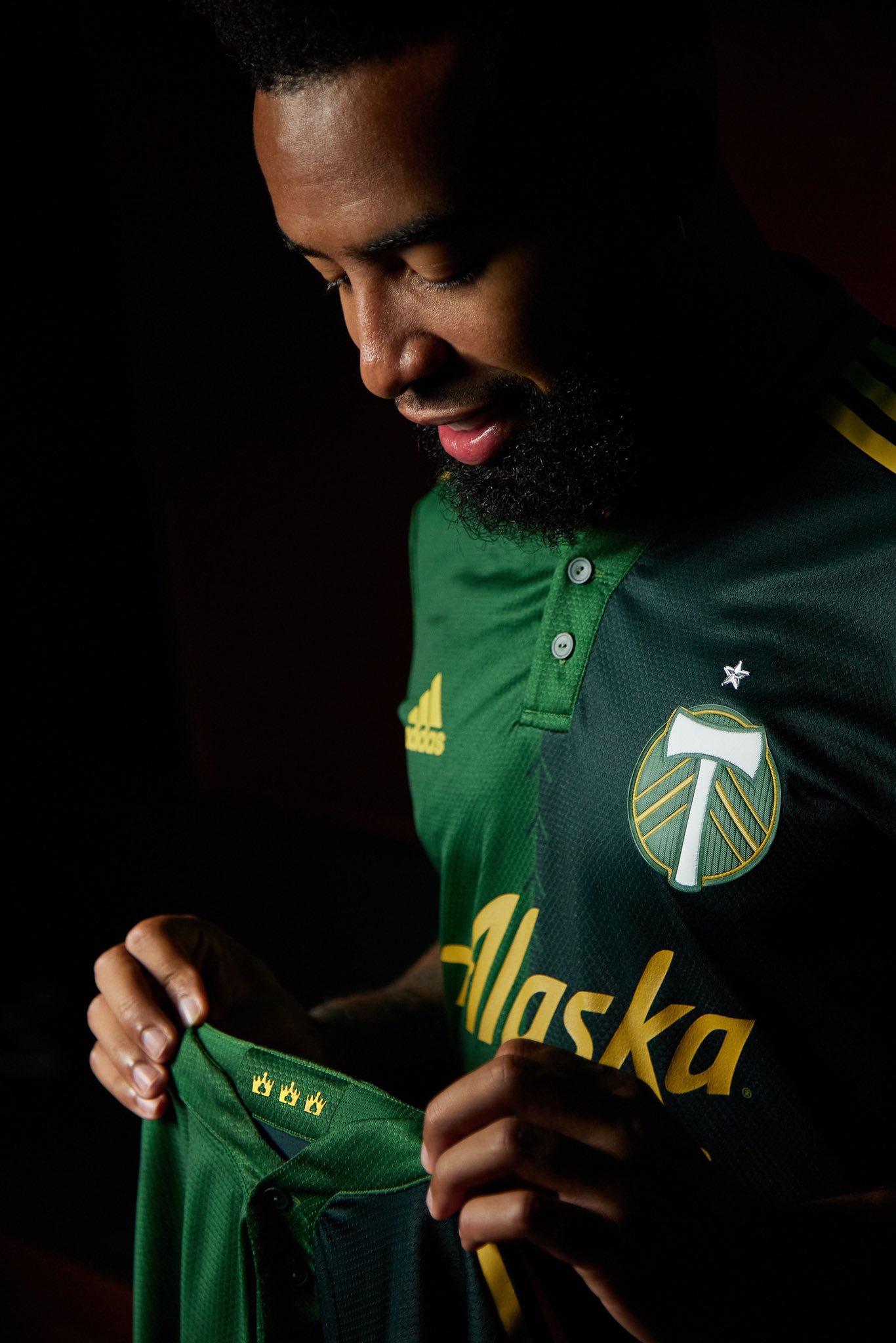 maillot-domicile-portland-timbers-2021-mls-1