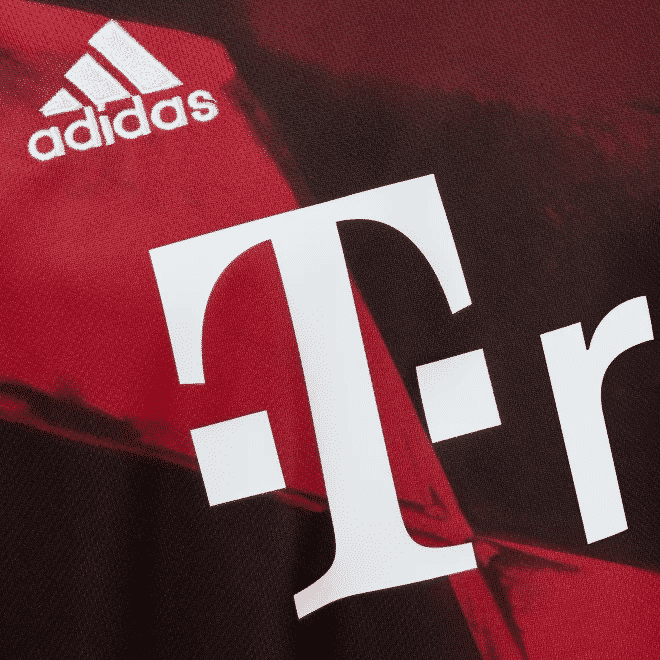 maillot-foot-adidas-bayern-munich-triple-edition-2020-2021-footpack-5