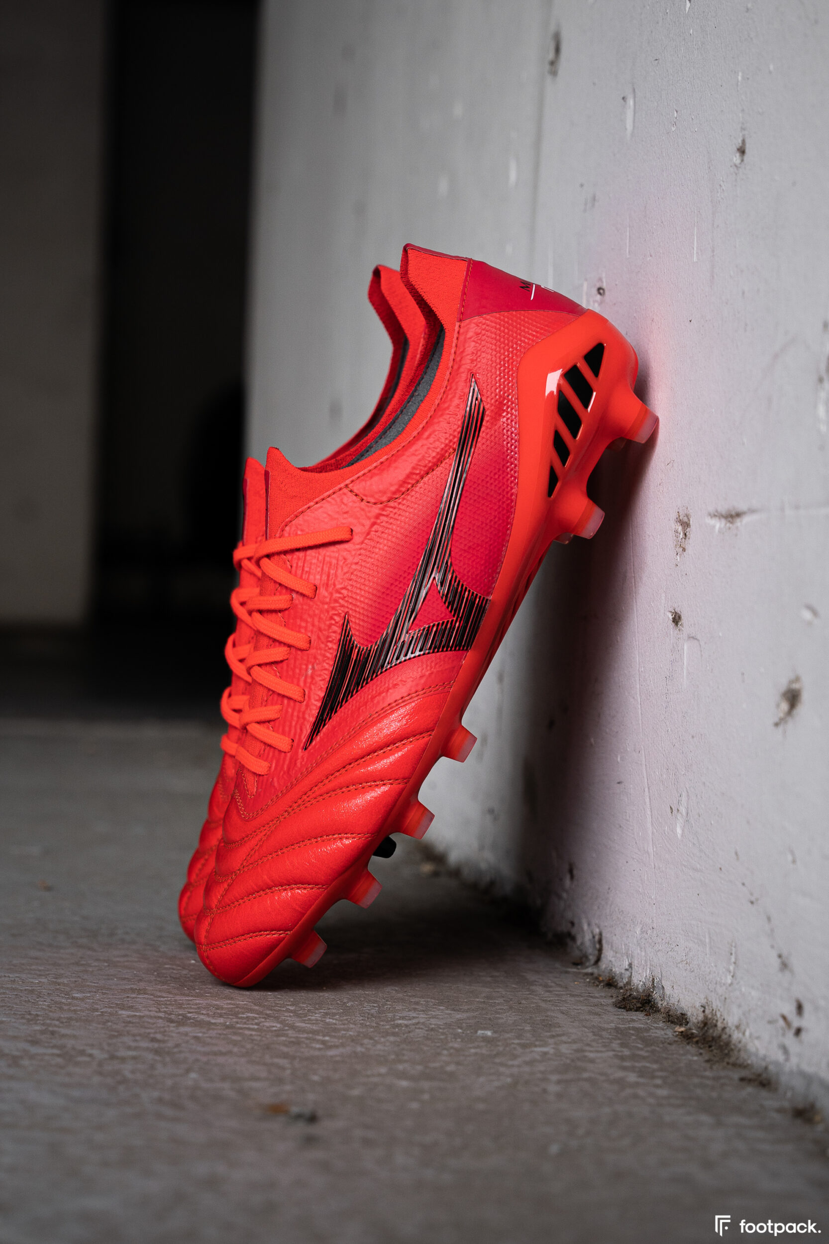 Mizuno Morelia Néo 3 Ignition Red