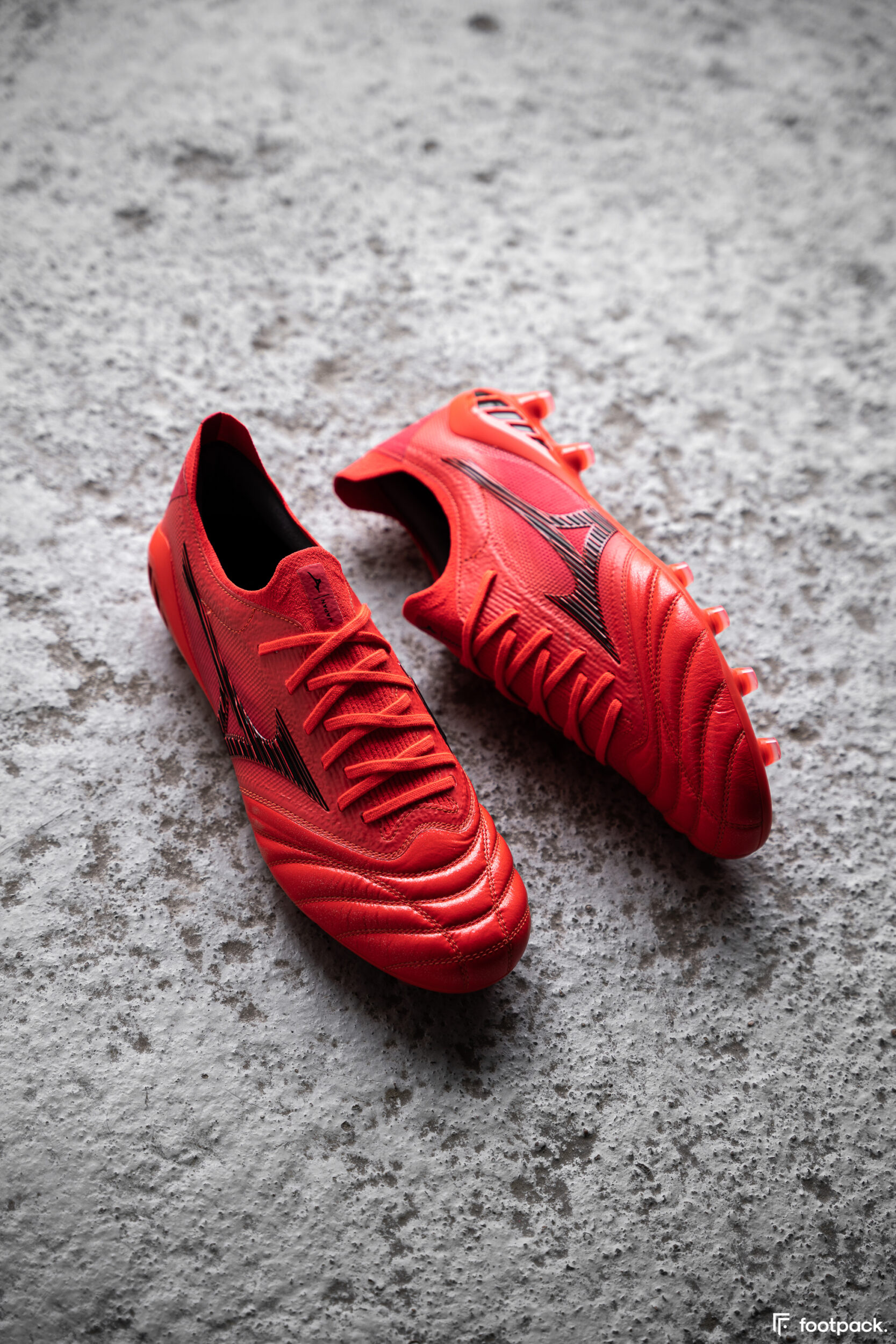 Mizuno Morelia Néo 3 Ignition Red