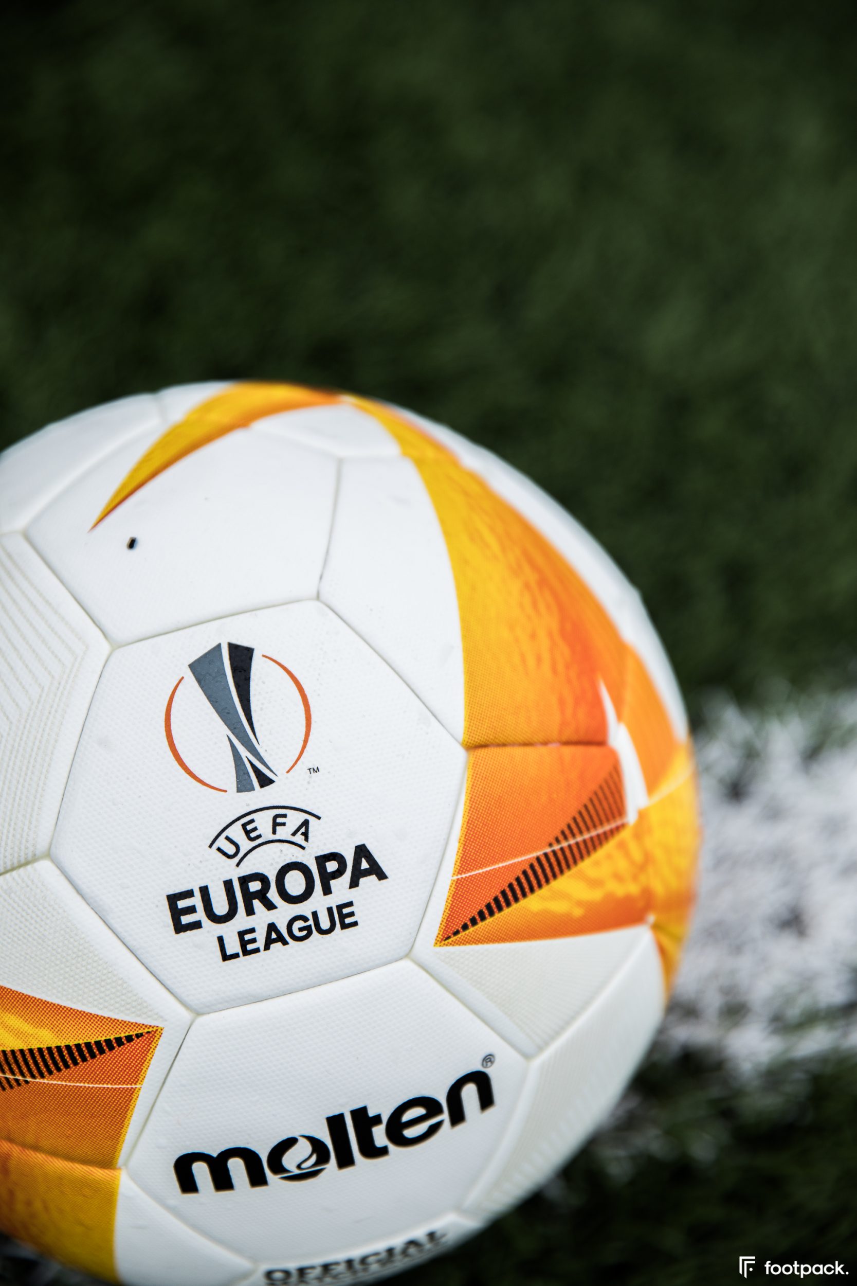 molten-europa-league-conference-league-2