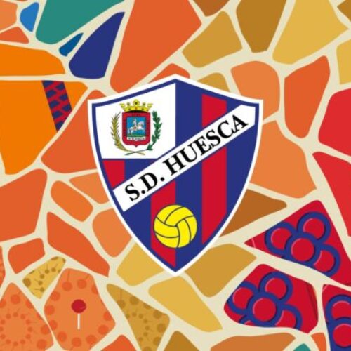 Image de l'article Huesca rend hommage au Barça, à Messi et à Cruyff avec un brassard spécial