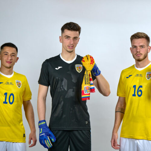 Image de l'article La Roumanie présente ses maillots 2021 avec Joma