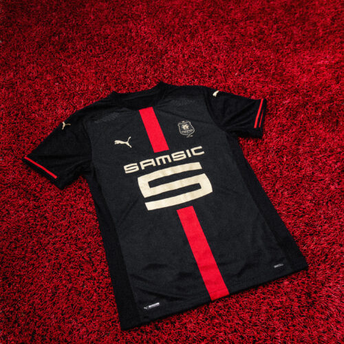 Image de l'article PUMA, le spécialiste des maillots de foot 