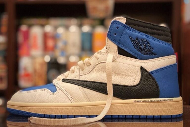 Marcus Thuram reÃ§oit la Jordan 1 Travis Scott x Fragment Design