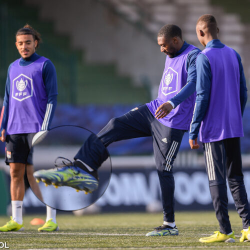 Image de l'article Face au Red Star, les Lyonnais avaient fait un choix de crampons étonnant ...