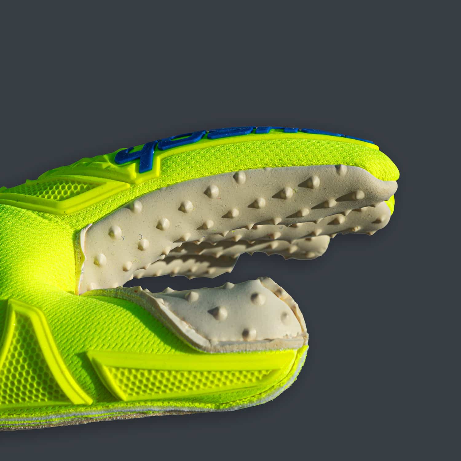 Latex Speedbump gants Reusch