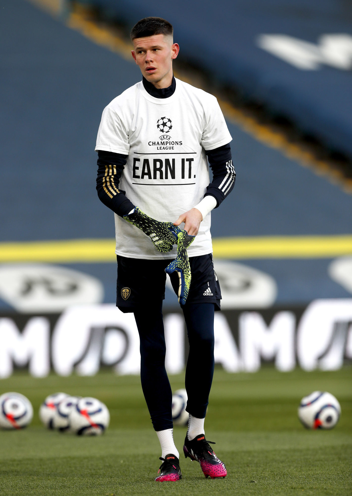 tee-shirt-joueur-premier-league-contre-super-league-1