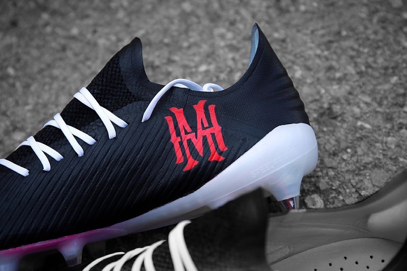 Crampons personnalisés Henrikh Mkhitaryan