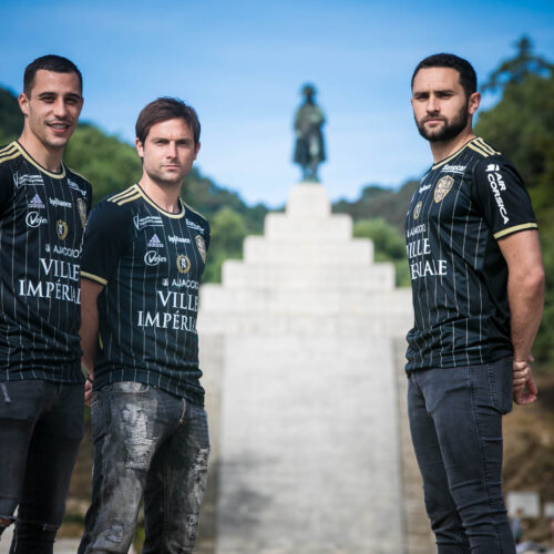 Image de l'article Un maillot en hommage à Napoléon pour l'AC Ajaccio