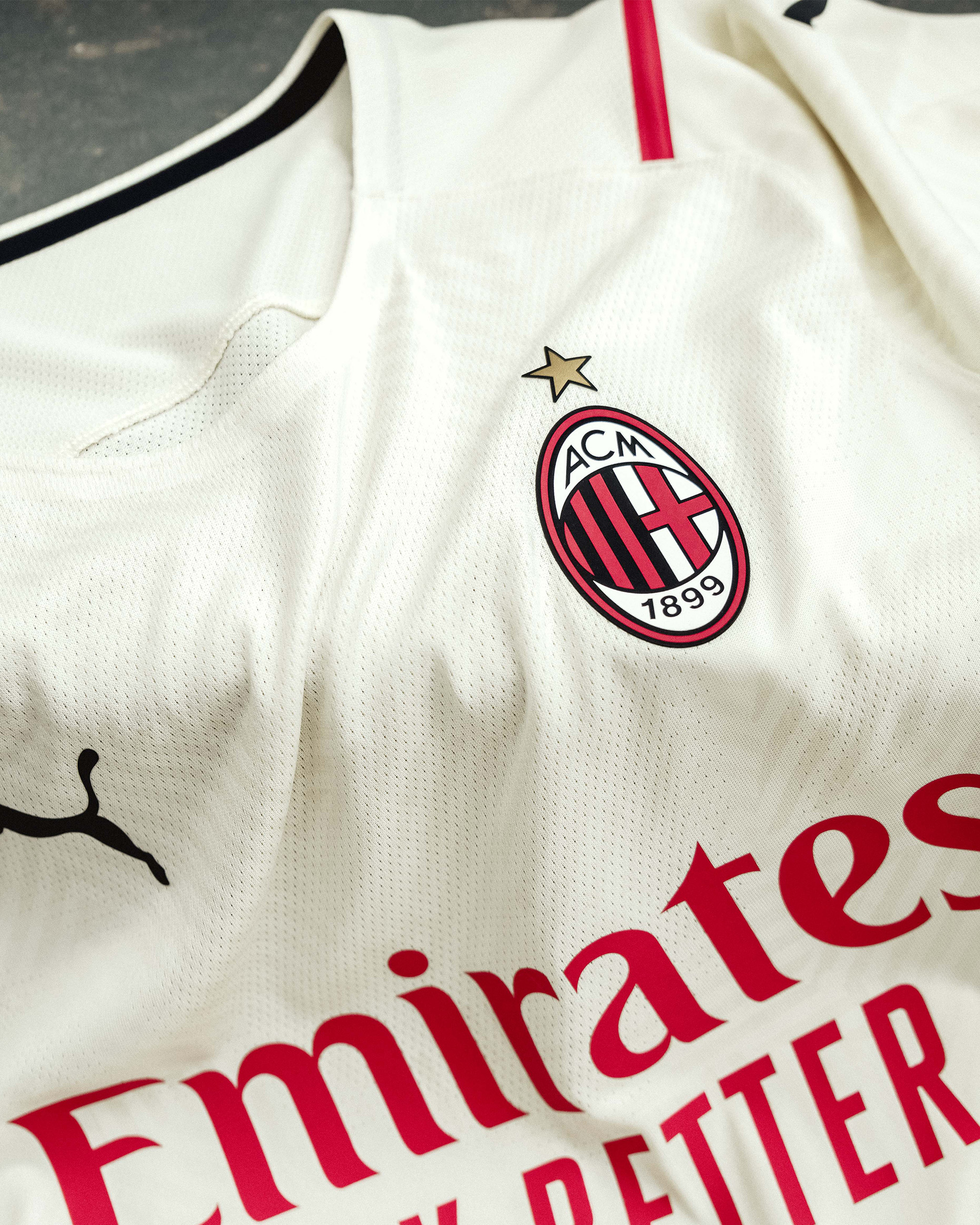 Maillot AC Milan Retro Vintage 2006-2007 Exterieur Homme | Foot Sport – Foot Sport – Maillots & Équipements Foot Sport