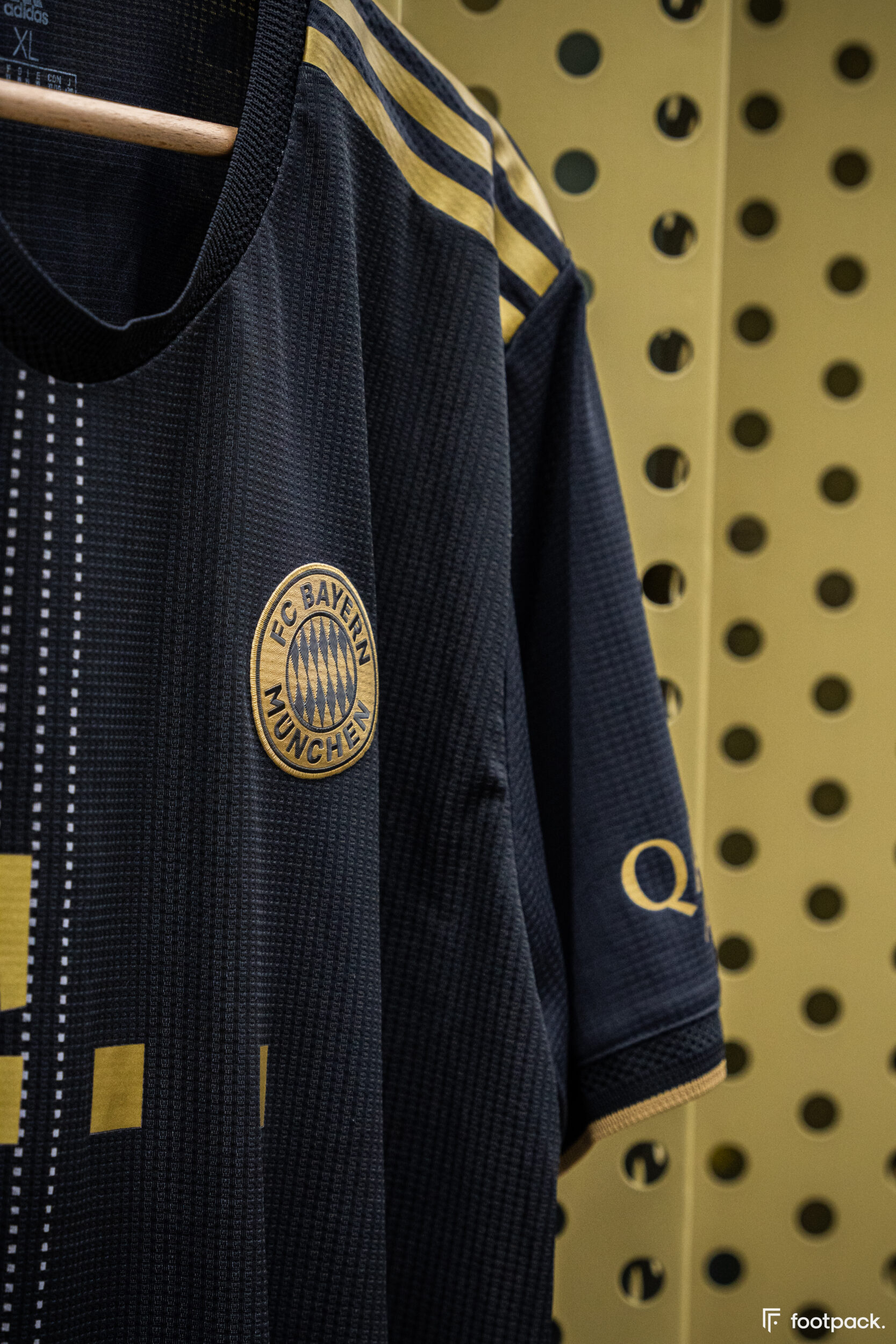 Maillot Bayern Munich 2021-2022 extérieur - footpack