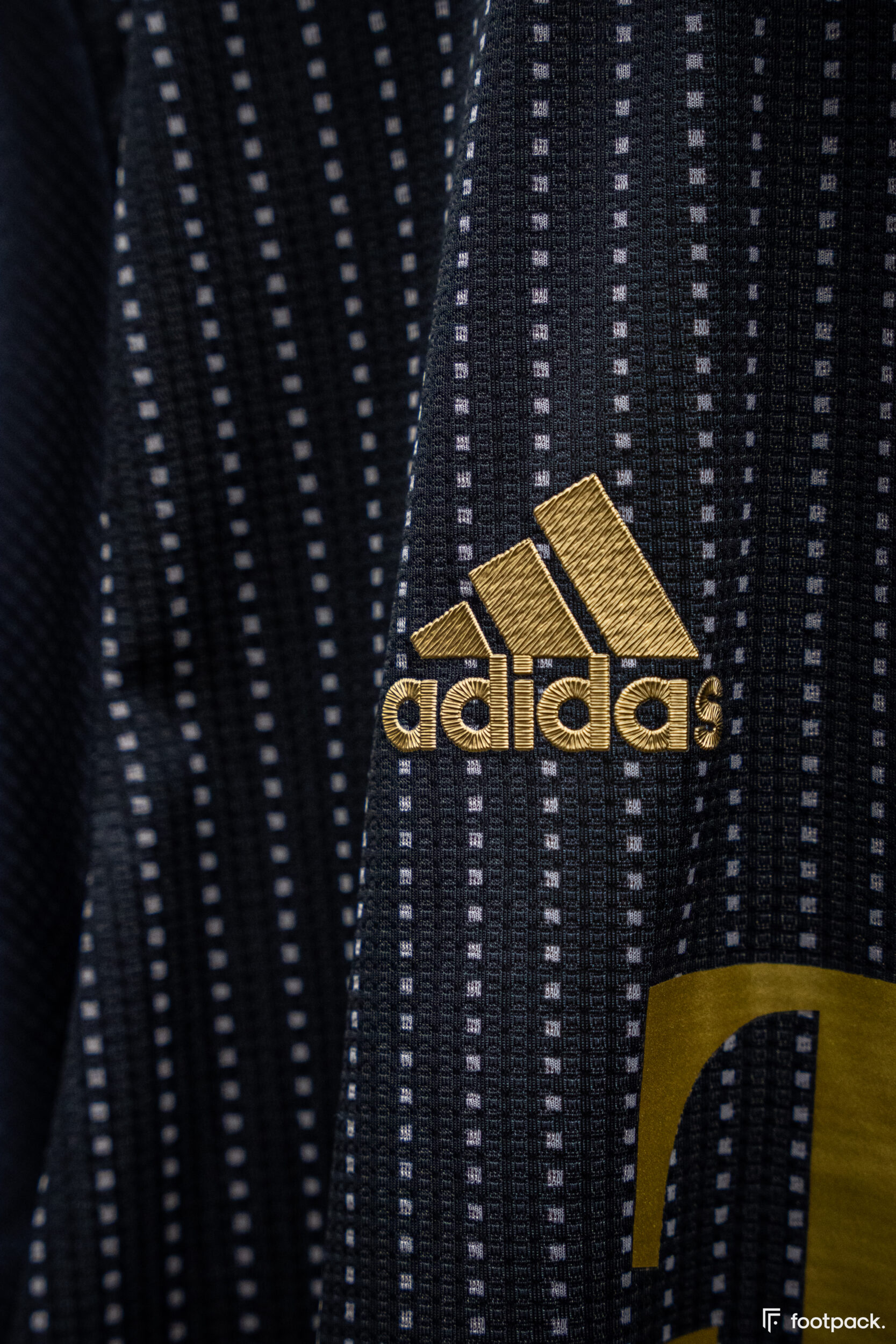 Maillot Bayern Munich 2021-2022 extérieur - footpack