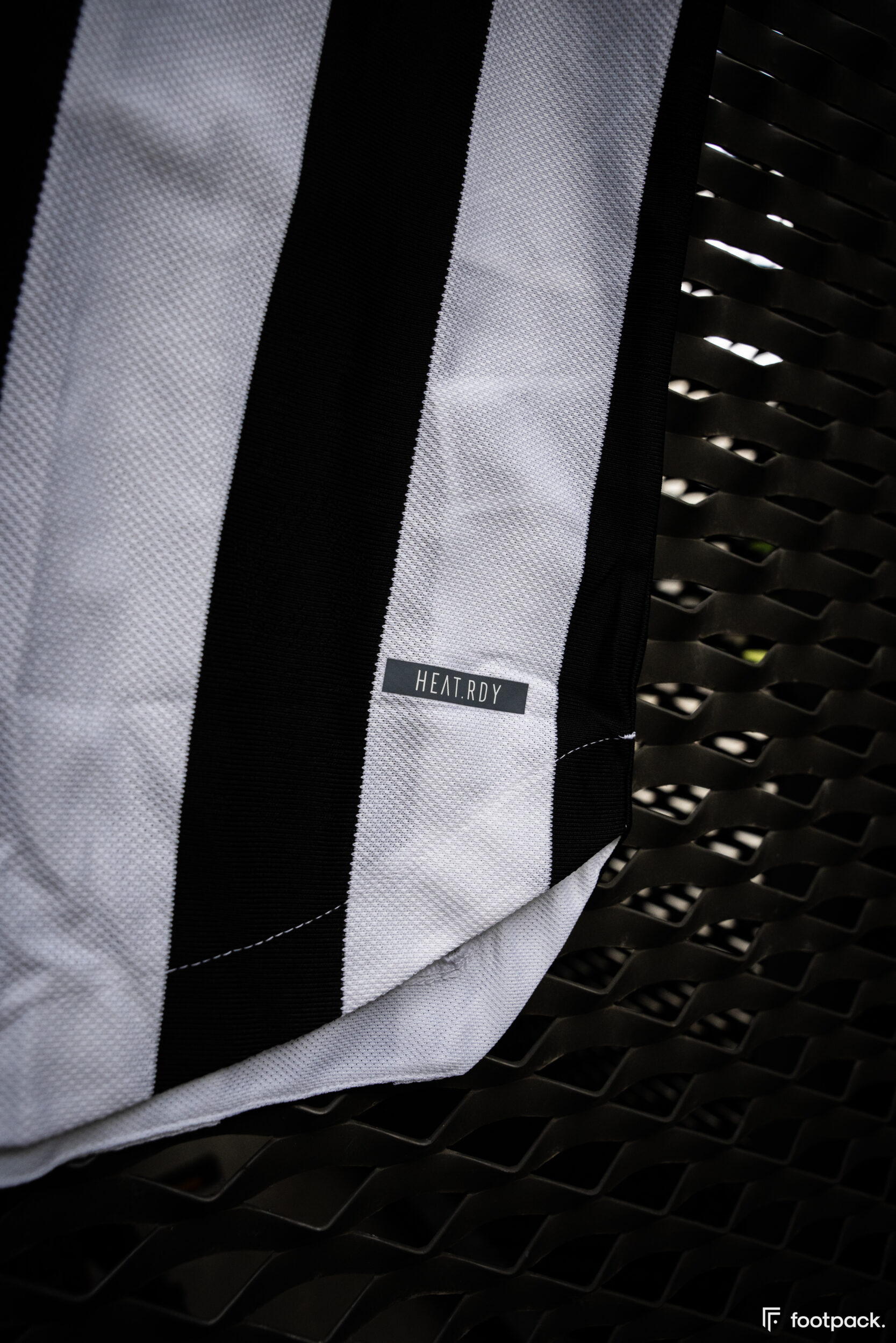 Maillot Juventus 2021-2022 domicile - footpack