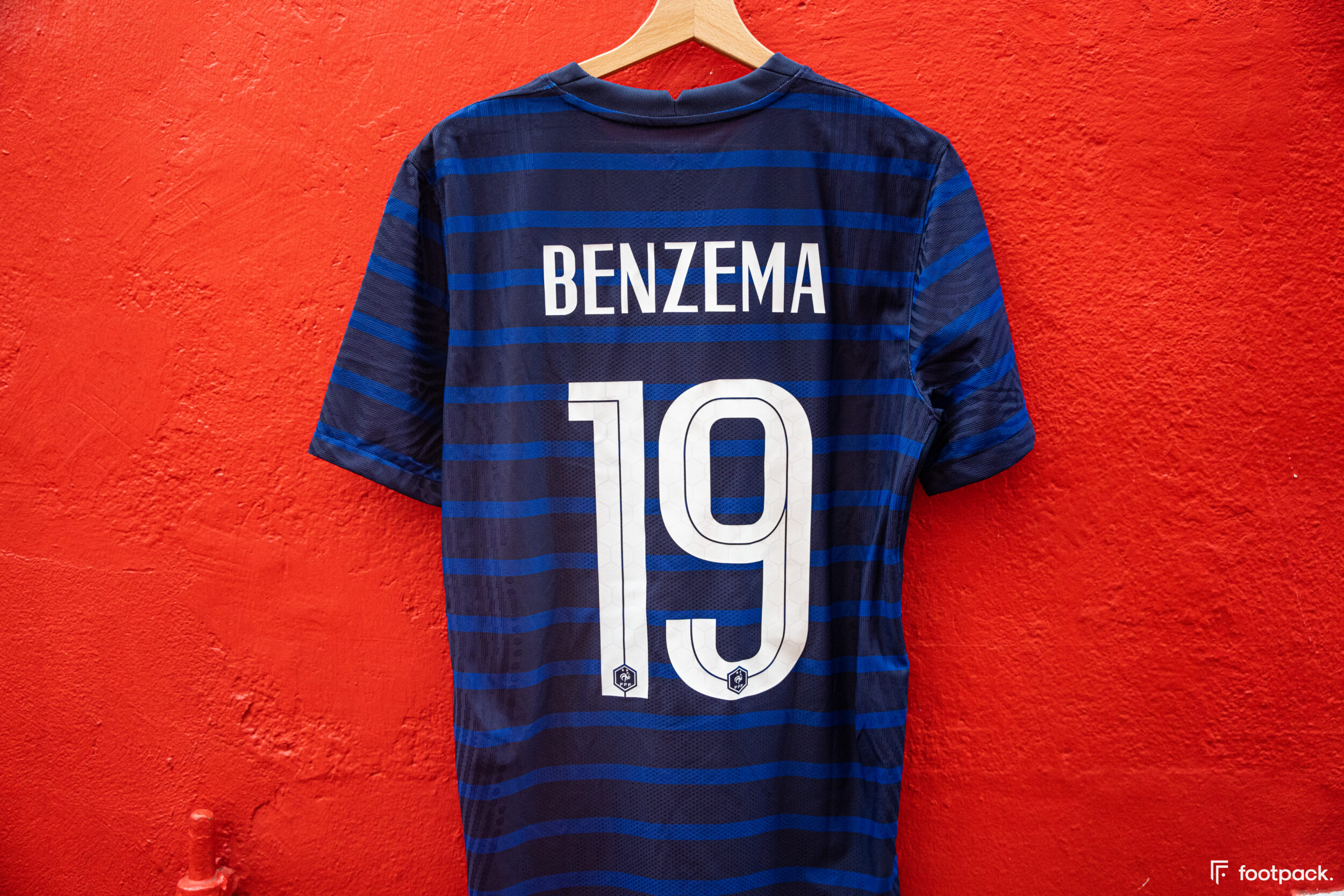 T-shirt Equipe De France Officiel Karim Benzema N°19 - 100% Coton, Taille Homme, Collection FFF