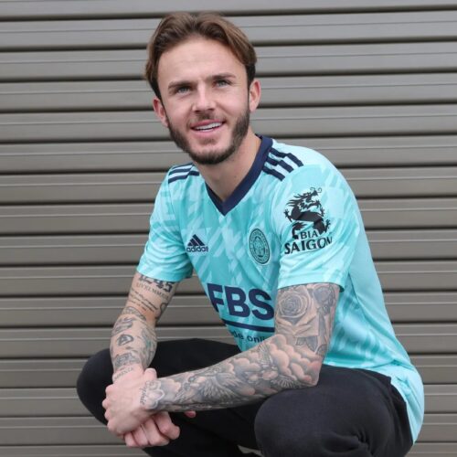 Image de l'article Les maillots de Leicester City 2021-2022 révélés par adidas