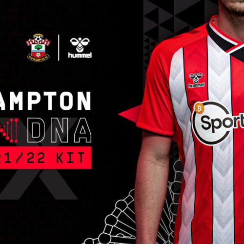 Image de l'article Les maillots 2021-2022 de Southampton présentés par hummel