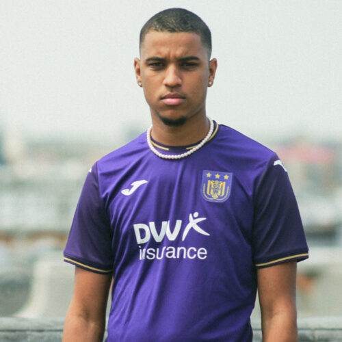 Image de l'article Les maillots de Anderlecht 2021-2022 présentés par Joma