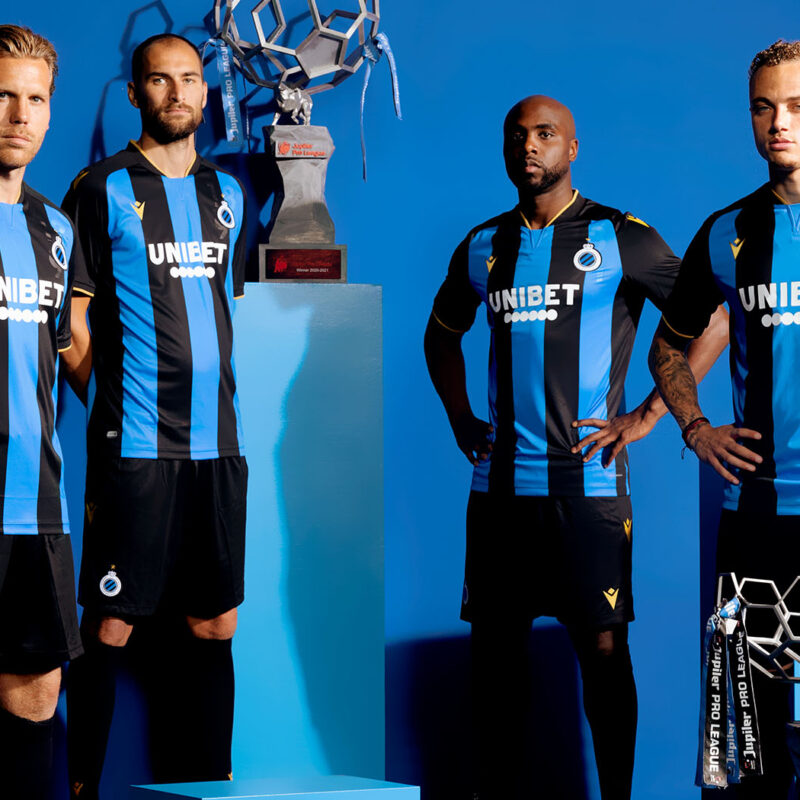 Club Brugge Home Maillot de foot 2018 - 2019. Sponsored by Daikin