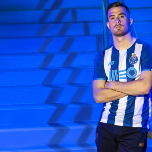 Image de l'article Les maillots du FC Porto 2021-2022 présentés par New Balance