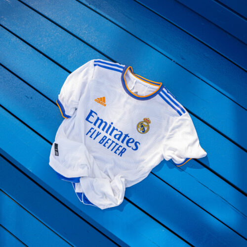 Image de l'article Real Madrid : maillots extérieur, third et fourth, à quoi servent-ils vraiment ?