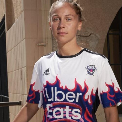 Image de l'article Uber Eats et adidas présentent des maillots totalement 