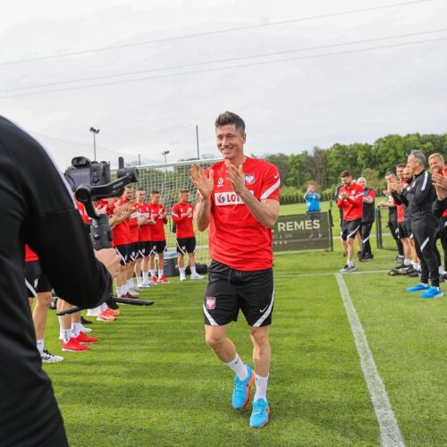 Image de l'article Robert Lewandowski finalement vers adidas ?