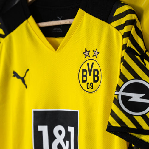 Image de l'article Les maillots du Borussia Dortmund 2021-2022 dévoilés par PUMA