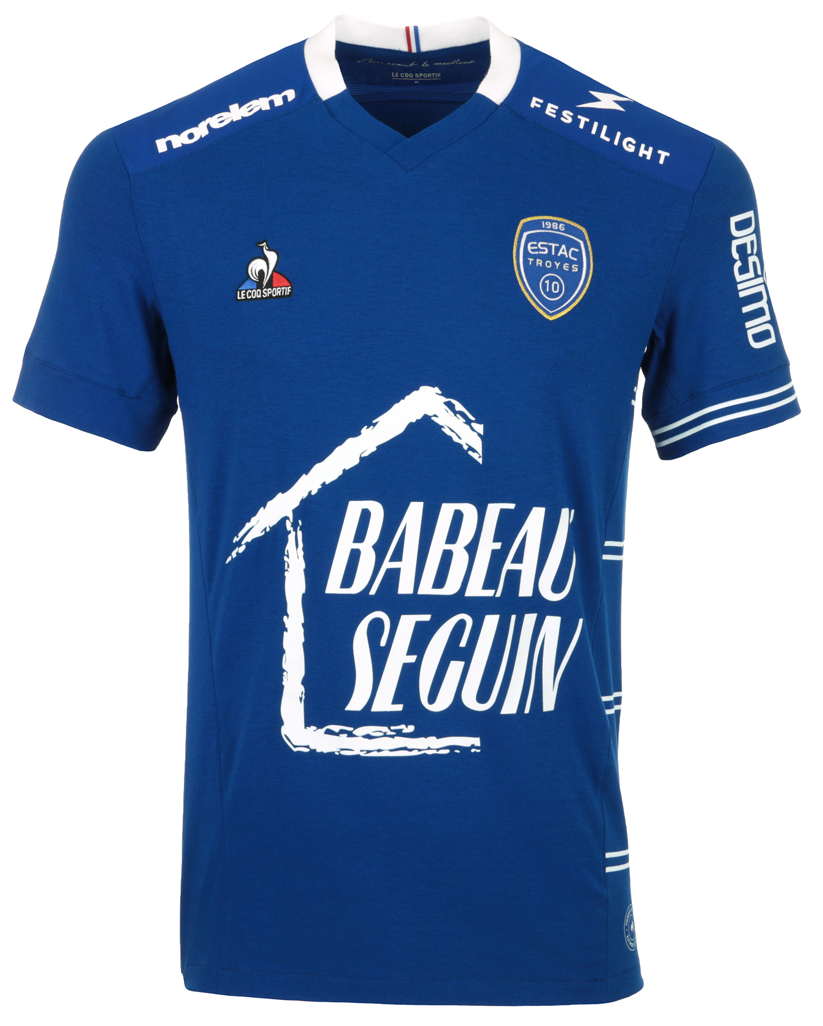 Du rose pour le maillot third de l'ESTAC 2021-2022