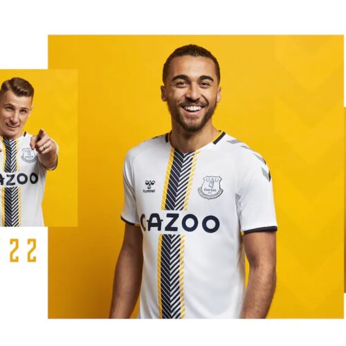 Image de l'article Everton dévoile un maillot third inspiré des années 50 avec hummel