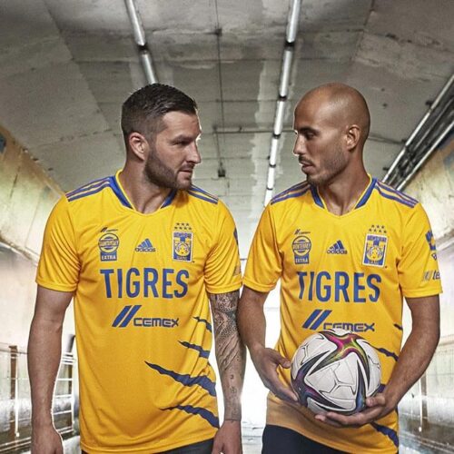 Image de l'article Les maillots des Tigres 2021-2022 présentés par Gignac et Thauvin