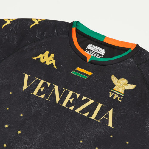 Image de l'article Quels sont les nouveaux maillots 2021-2022 dévoilés ? - Épisode #8