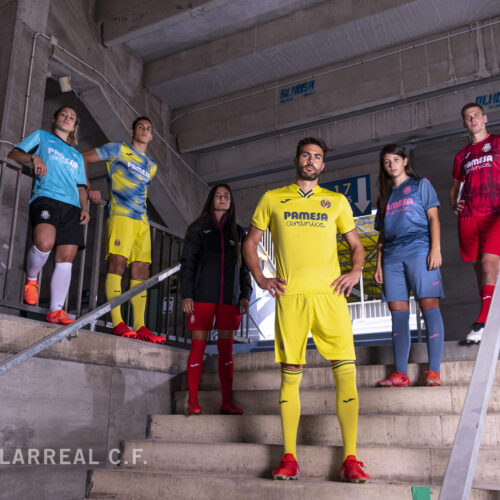 Image de l'article Les maillots de Villarreal 2021-2022 révélés par Joma