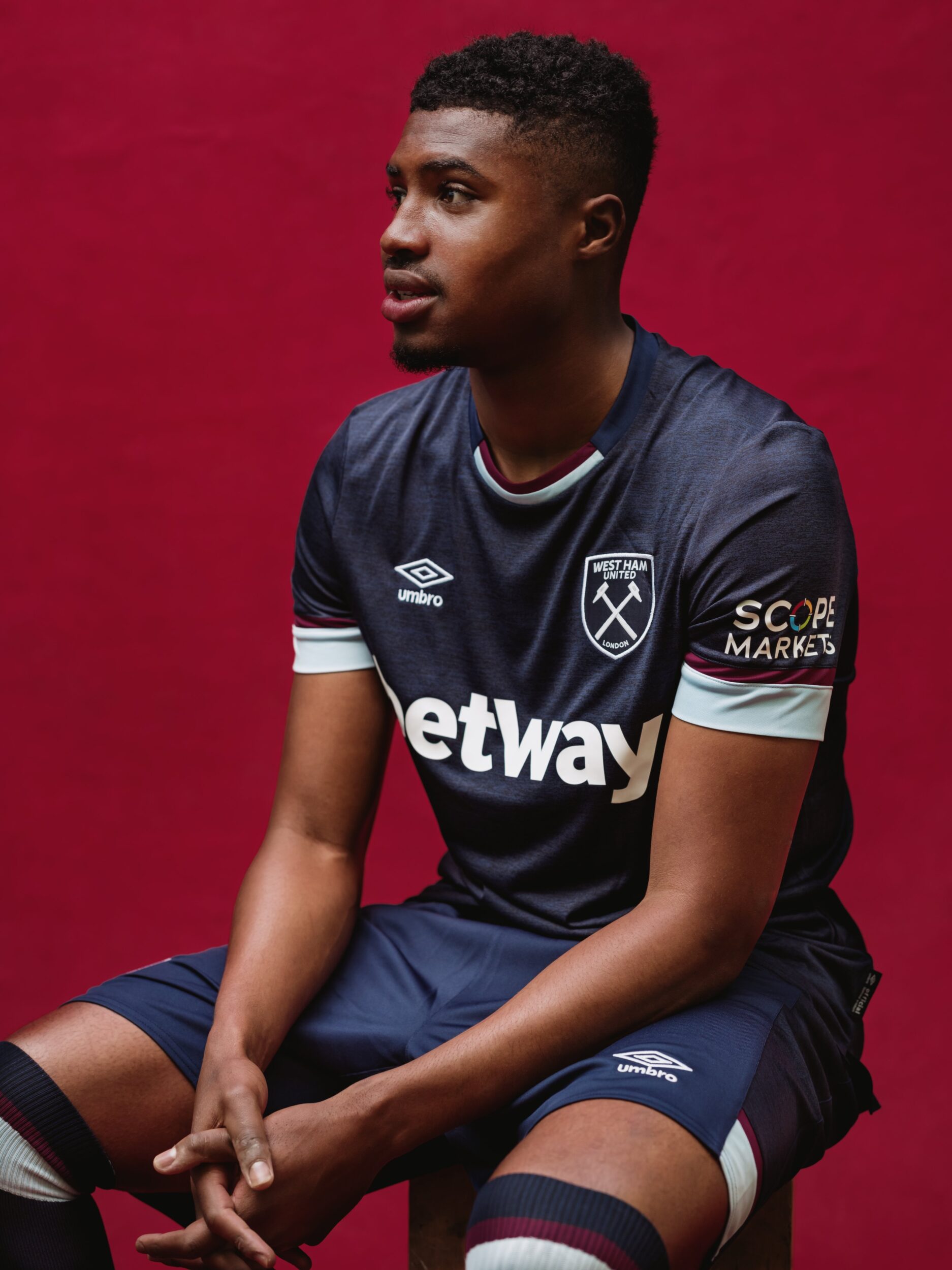 Maillot West Ham 2021-2022 third Umbro