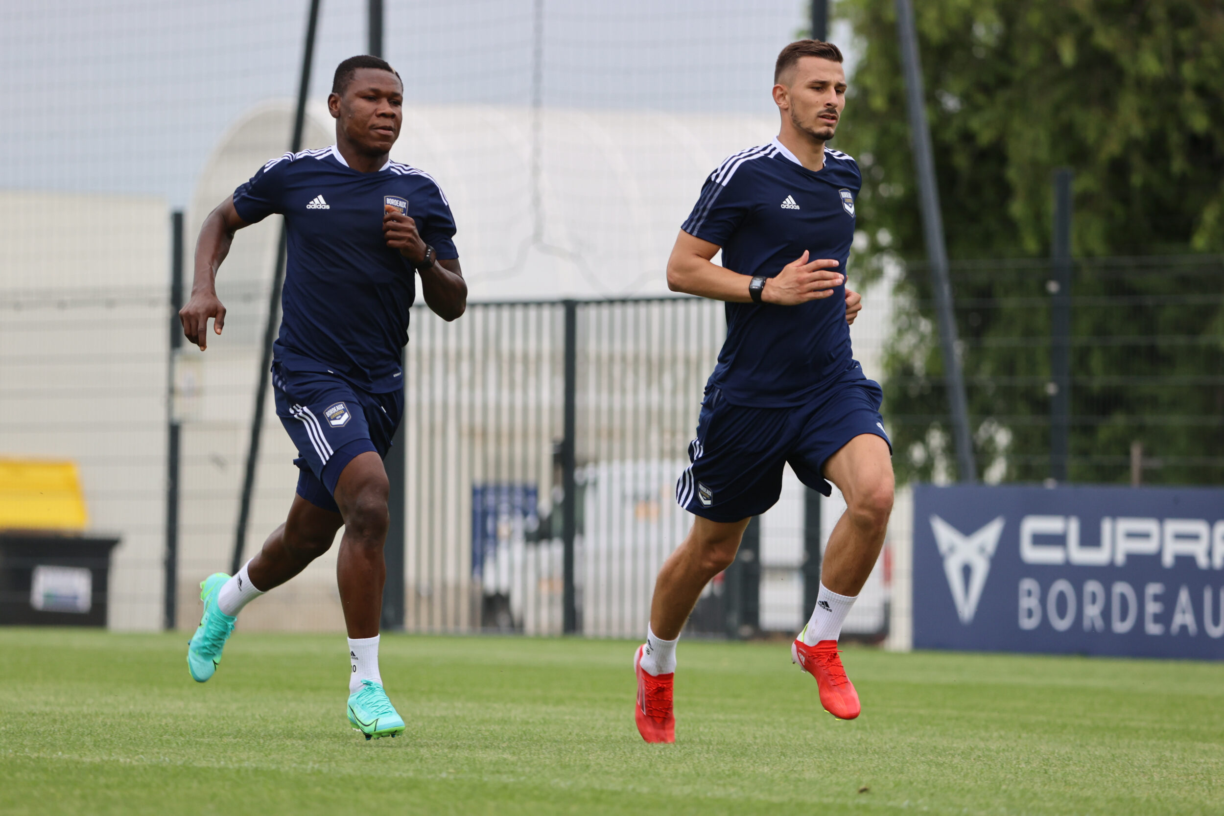maxence-caqueret-predator-freak-adidas