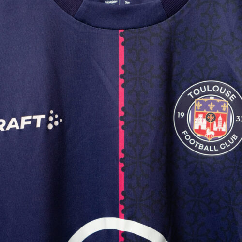 Image de l'article Qui est Craft, le nouvel équipementier suédois du TFC ?