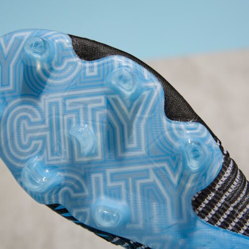 Image de l'article Des crampons PUMA aux couleurs de Manchester City