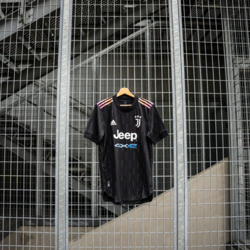 Image de l'article Les maillots de Serie A 2021-2022, club par club